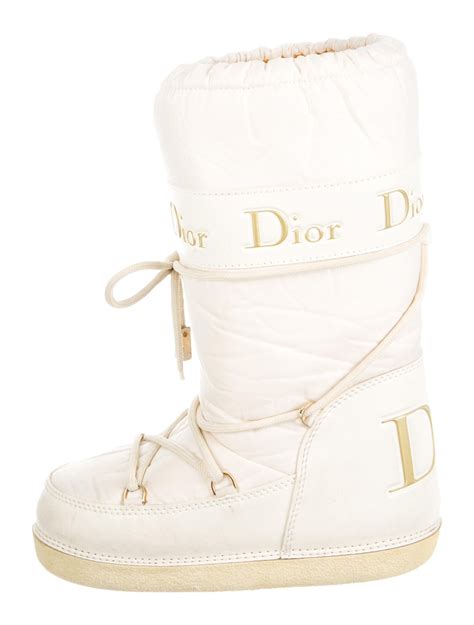 dior moon boots price|dior moon boots white.